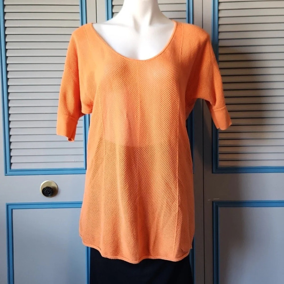 Neiman Marcus Sheer Orange Cotton Top - Picture 2 of 11